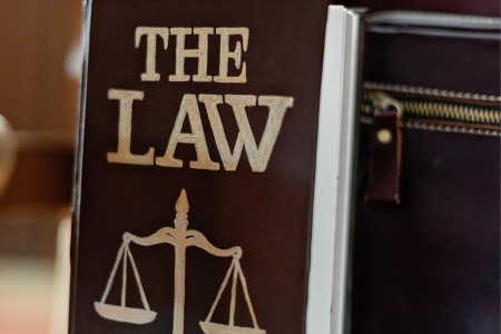 Yêu cầu và định hướng hoàn thiện pháp luật tương trợ tư pháp về dân sự trong giai đoạn mới