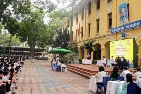 Truyền thông trợ giúp pháp lý cho trẻ em qua hình thức phiên tòa giả định từ thực trạng hoạt động của Trung tâm Trợ giúp pháp lý nhà nước số 3 tỉnh Vĩnh Long