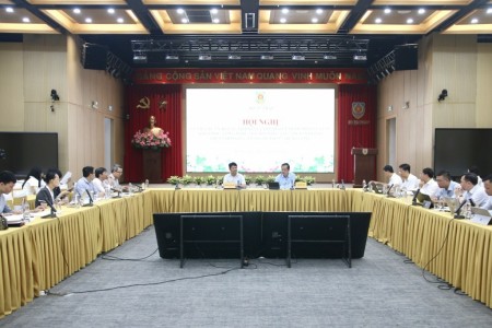 Tiếp tục hoàn thiện pháp luật về khoa học, công nghệ, đổi mới sáng tạo và chuyển đổi số
