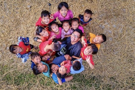 Trò chuyện cùng Thượng úy Nguyễn Duy Hoàng - Người đỡ đẻ cho sản phụ bên đường